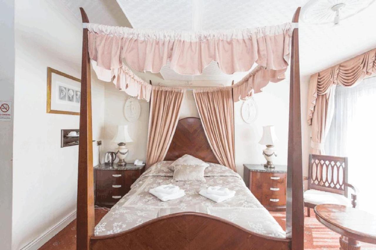 Oyo Ridgeway Hotel Chingford Zewnętrze zdjęcie